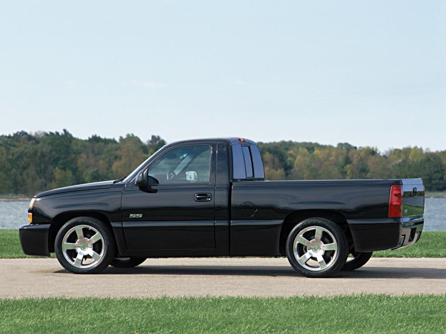  Chevrolet Silverado SS Regular Cab 2002 года  (фото 2 из 2)